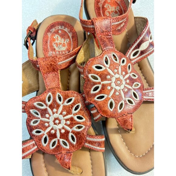 Ariat Mohave Distressed Leather Cutout Embroidered Thong Sandals 7 B - Picture 5 of 5